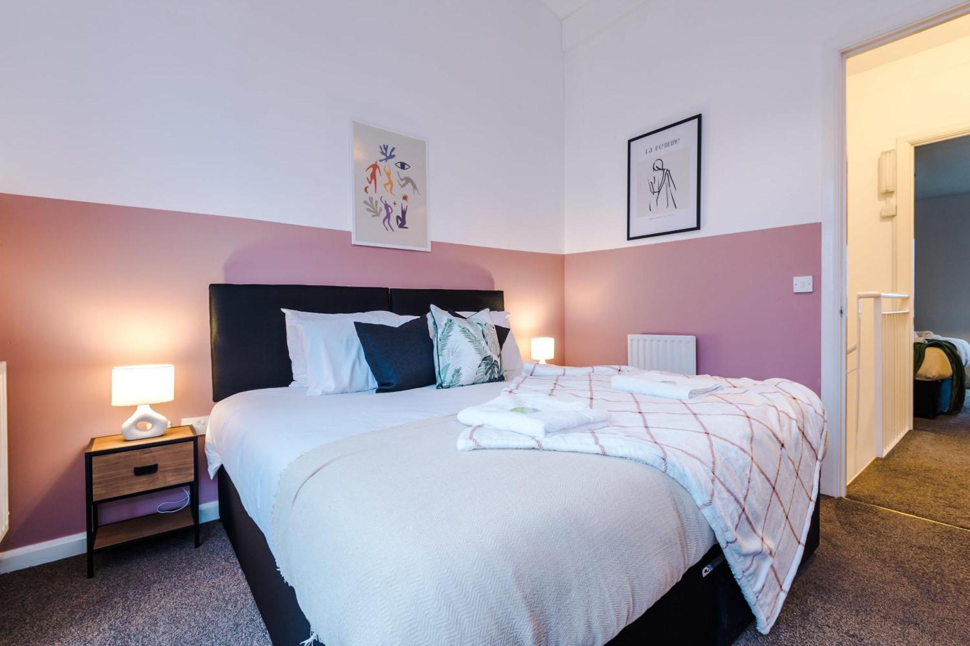Rest&Recharge At A Spacious Townhouse By The Etihad Villa Manchester Esterno foto